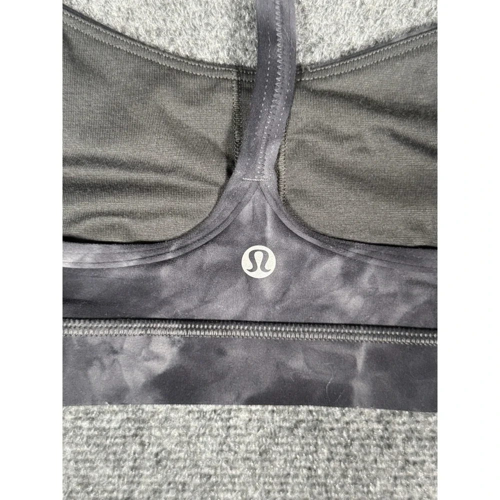 Lululemon Flow Y Bra Nulu Womens 2 Gray Racerback Sport Bra Yoga‎ Gym B/C Cup